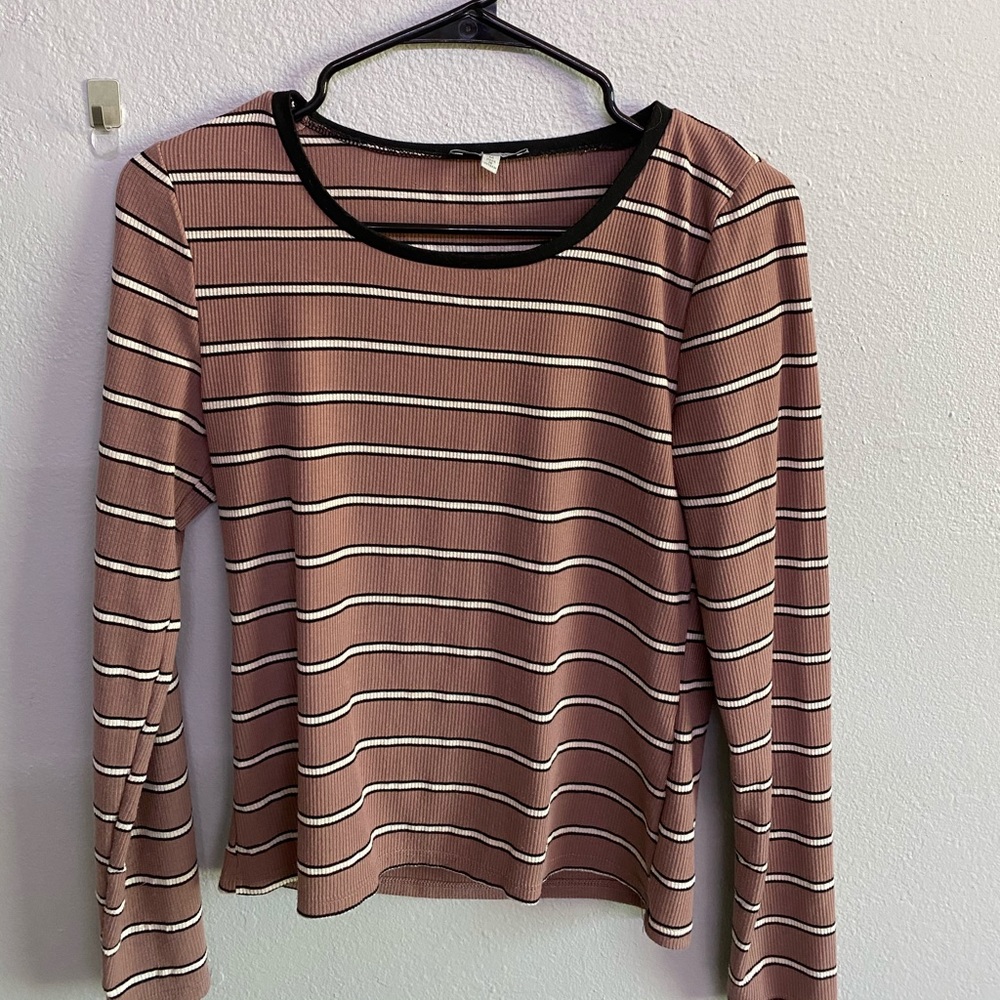 Long sleeve stripped shirt